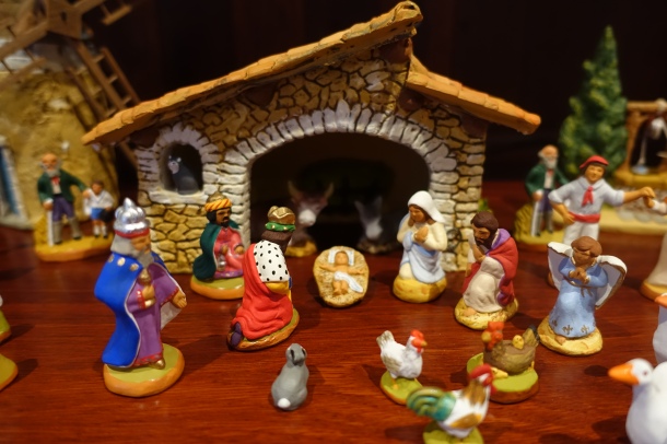 Provencal santon creche with 3 wise men, stable, Jesus, Mary, Joseph and the Angel Gabriel